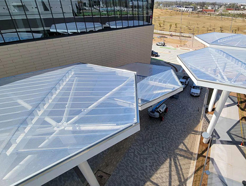 搭建长春膜结构使用太阳能的构想——绿色建筑的未来探索